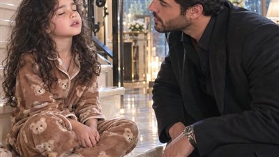 مين الي بيغني في الوقت ده